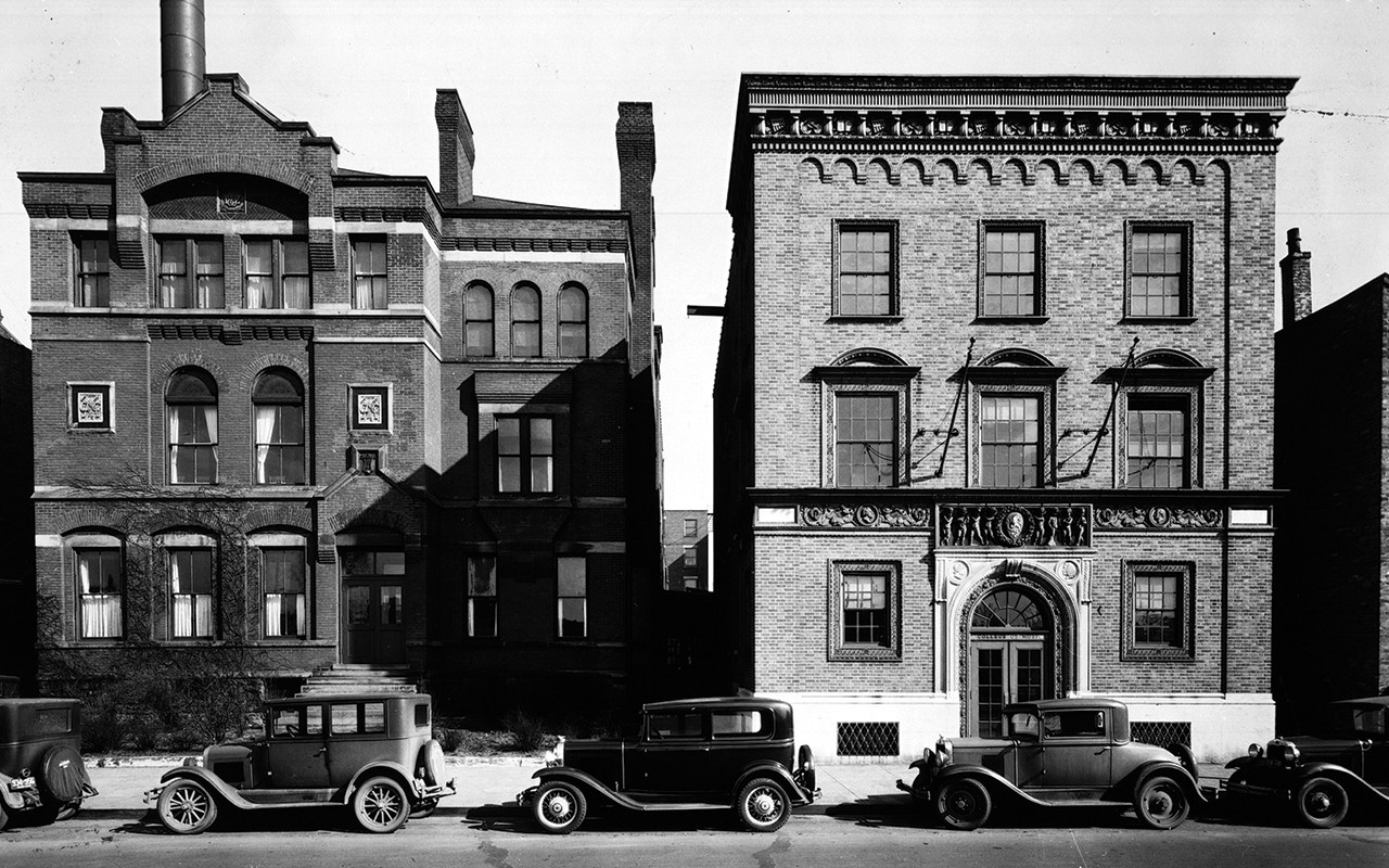 Balck and white image of the College of Music in 1878